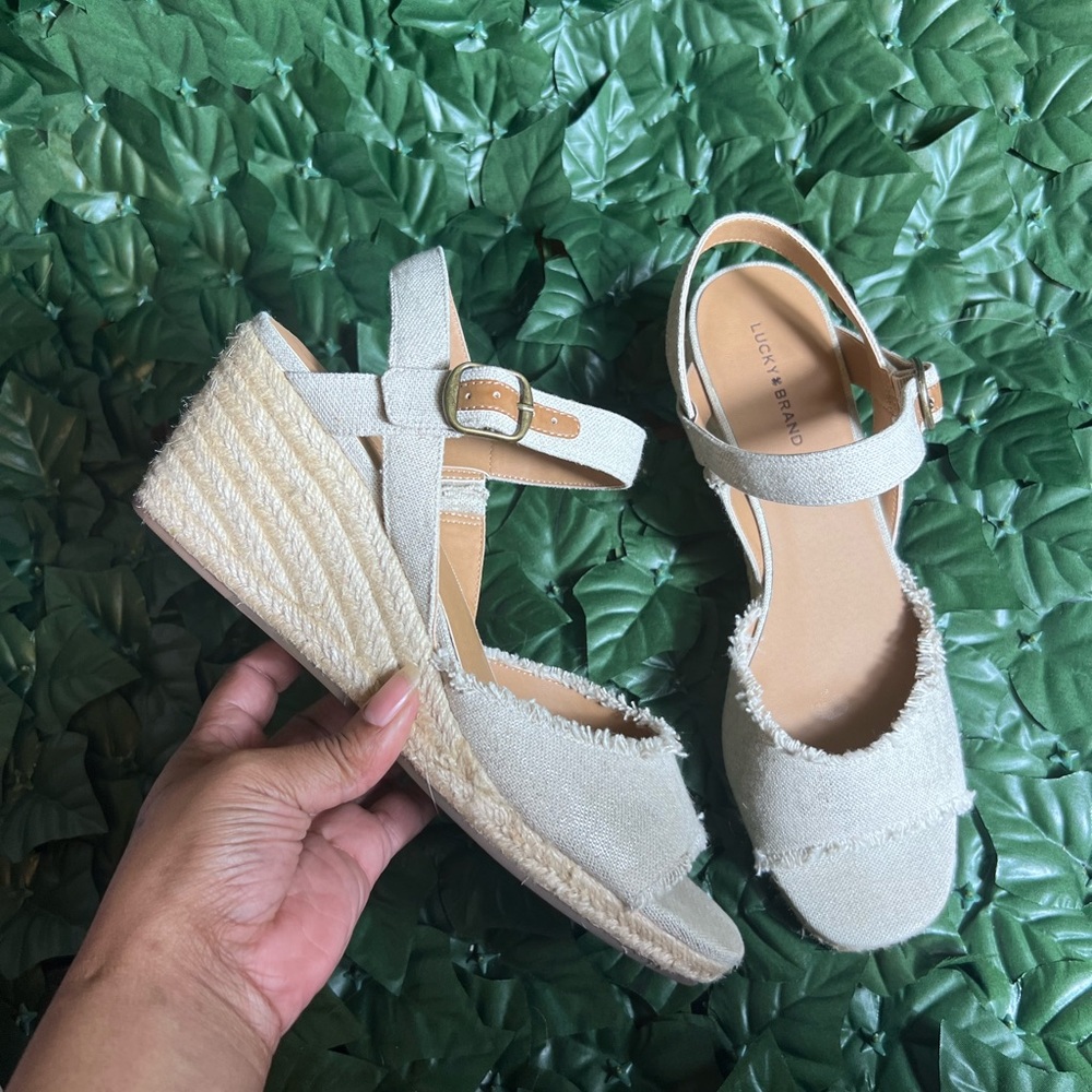 Women’s Lucky Brand Sandals Sz 11